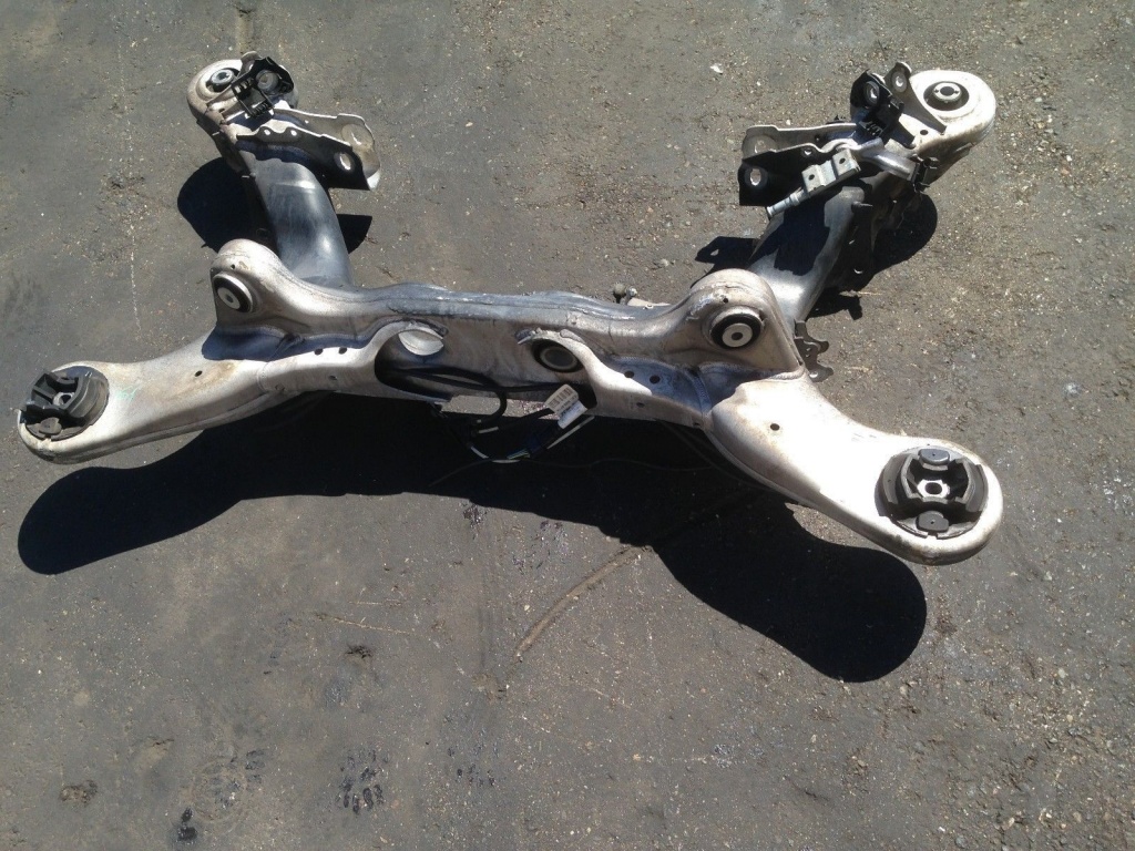 Punte spate Mercedes CLS W219