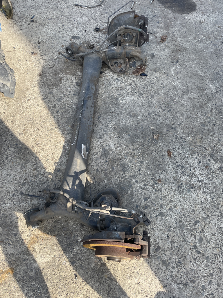 Punte spate Nissan Qashqai 1.2 Benzina 2014