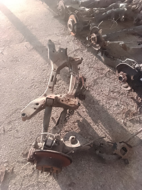 Punte spate Nissan Qashqai 1.6 Motorina 2012