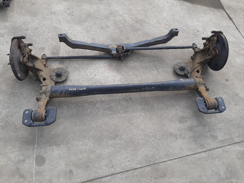 Punte spate opel astra j combi break 2014