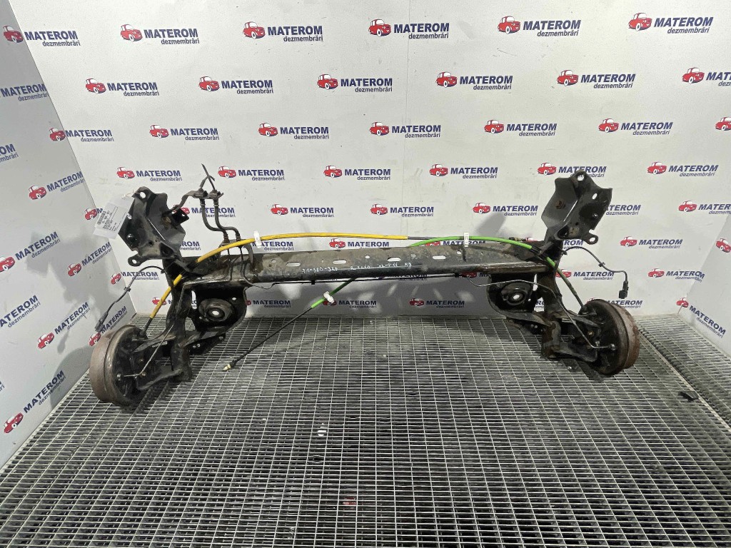 PUNTE SPATE RENAULT CLIO - - (2012 2016)