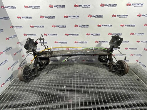 PUNTE SPATE RENAULT CLIO - - (2012 2016)
