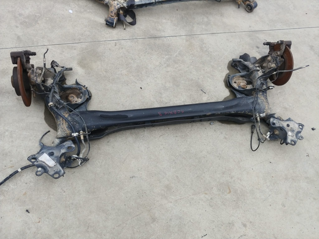 Punte spate renault scenic 3 jzo