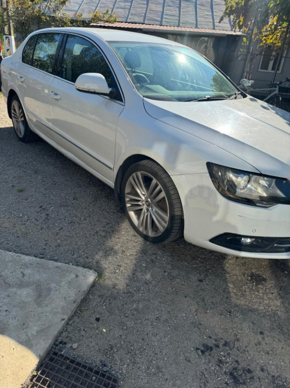 Punte spate Skoda Superb 2 (3T4) 2.0 TDI DSG tip motor CFF