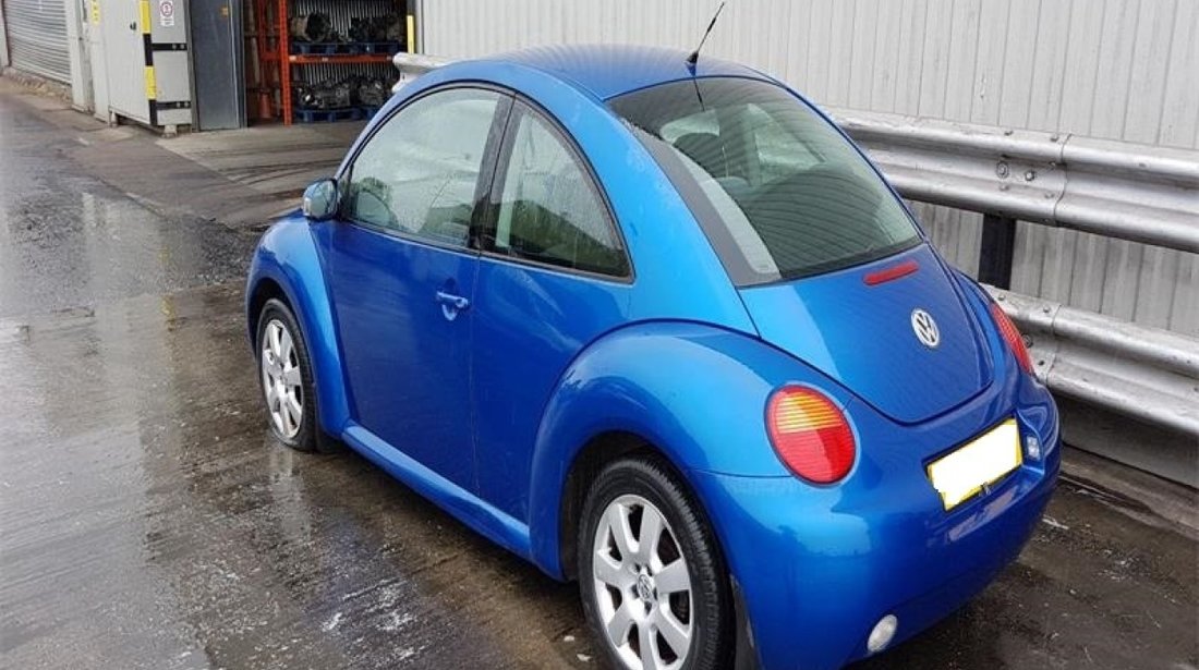 Punte spate Volkswagen Beetle 2003 Hatchback 2.0 i