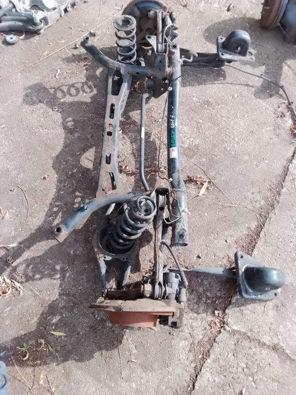 Punte spate Volkswagen Golf 7 Break 2.0 Motorina 2015