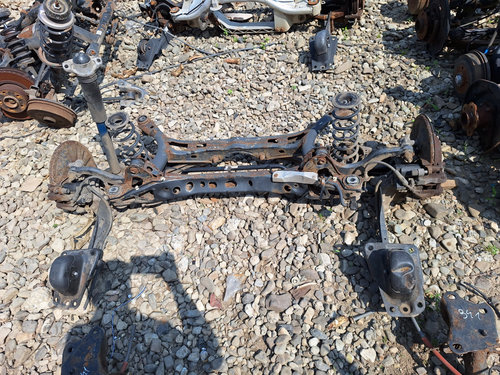 Punte spate Volkswagen Passat B8 Break 1.6 Motorina 2017, -