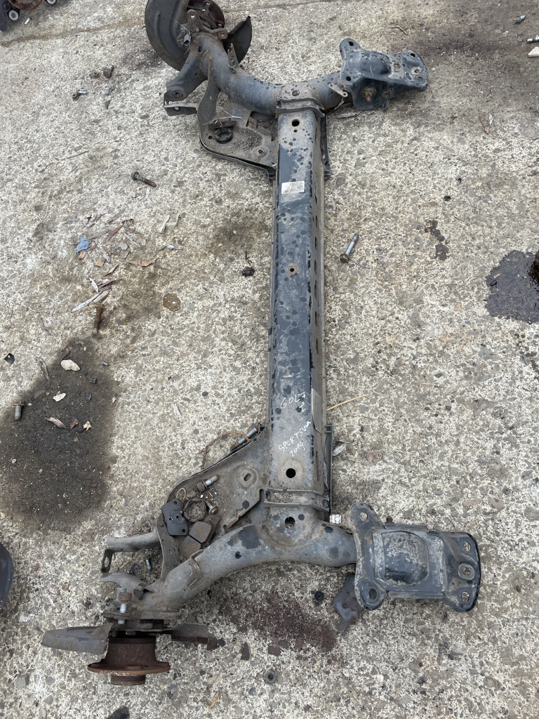 Punte spate Volkswagen Sportsvan 2.0 Motorina 2014