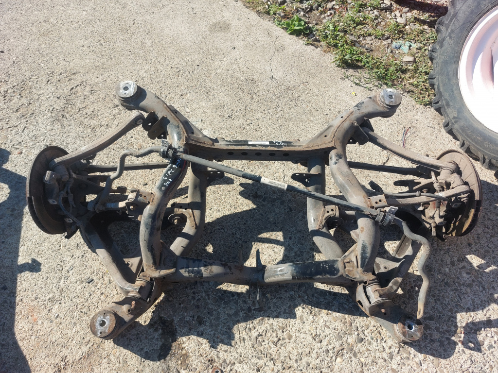 Punte spate Volkswagen Touareg 3.0 Motorina 2014, -
