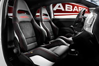 Puterea scaunelor: Abarth Corse by Sabelt