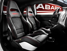 Puterea scaunelor: Abarth Corse by Sabelt