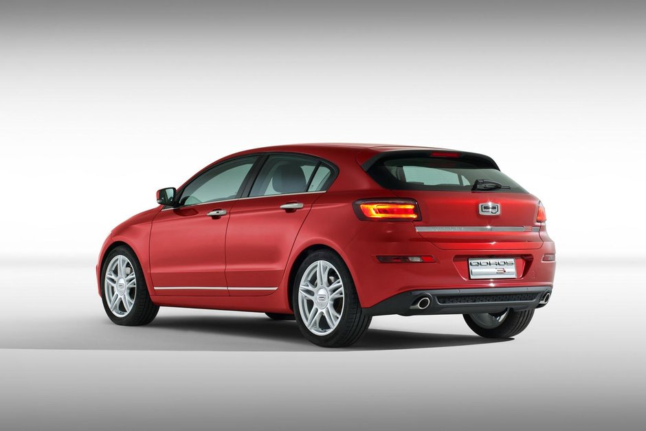 Qoros 3 Hatch