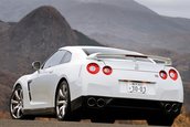 Rabla englezeasca se da la schimb cu Nissan GT-R