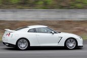Rabla englezeasca se da la schimb cu Nissan GT-R
