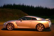 Rabla englezeasca se da la schimb cu Nissan GT-R