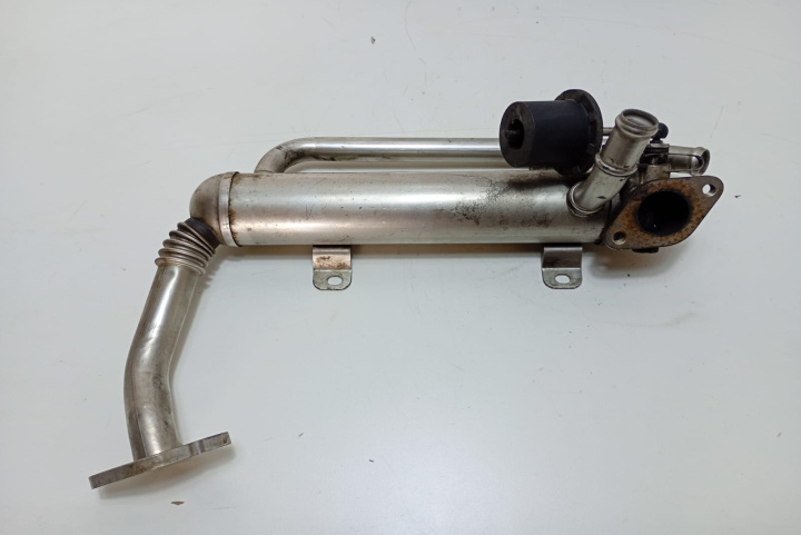 Racitor gaze 03G131512G Volkswagen VW Passat B6 [2005 - 2010]