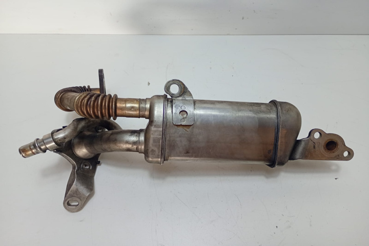 Racitor gaze 1.5 dci 147357324R Fiat Tal