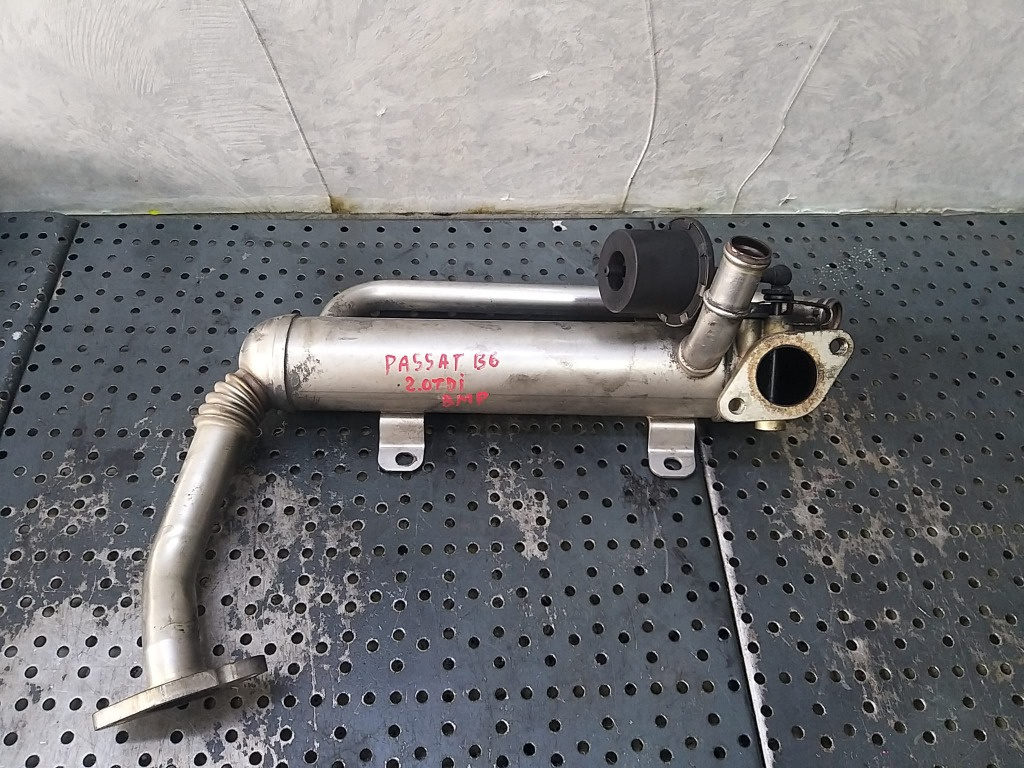 Racitor gaze 2.0 tdi vw passat b6 3c 03g131512ad