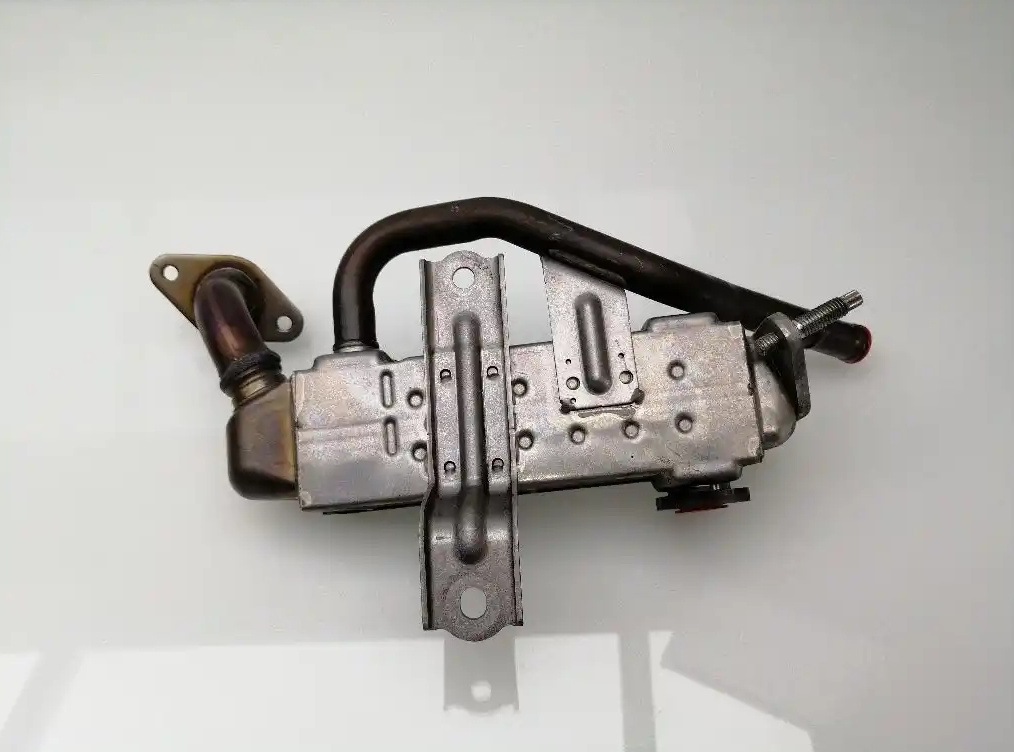 Racitor gaze 220500-0060 Lexus NX 2.5i Hybrid cod motor 2AR-FXE an fab. 2014 - 2018