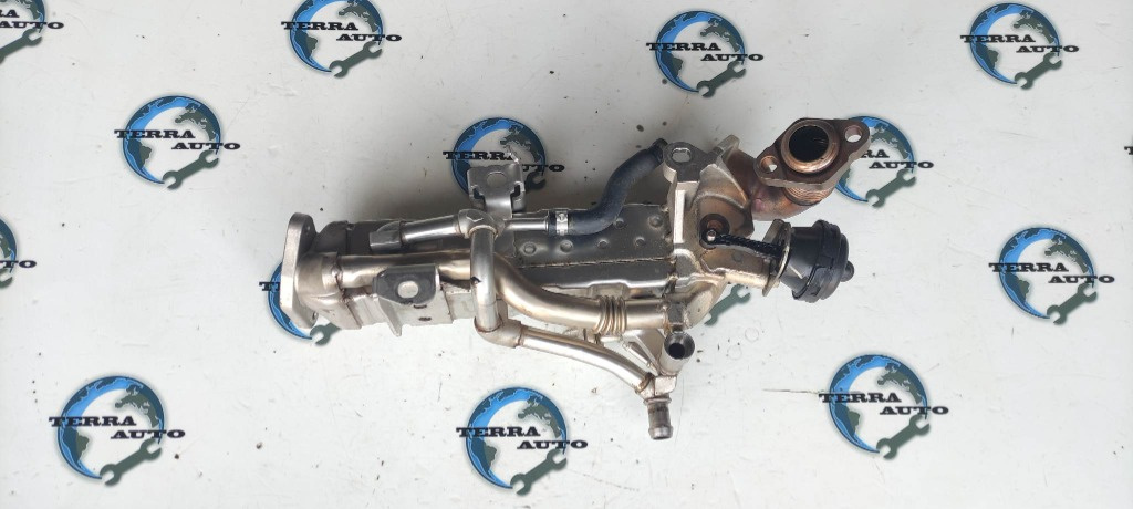 Racitor gaze 8596445-01 BMW X4 (F26) 2.0 D cod motor B47D20A