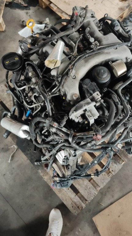 Racitor gaze Audi Q7 4L 4.2 TDI 340cp / 250Wk cod motor CCF transmisie automata an 2014 cod 05713151...