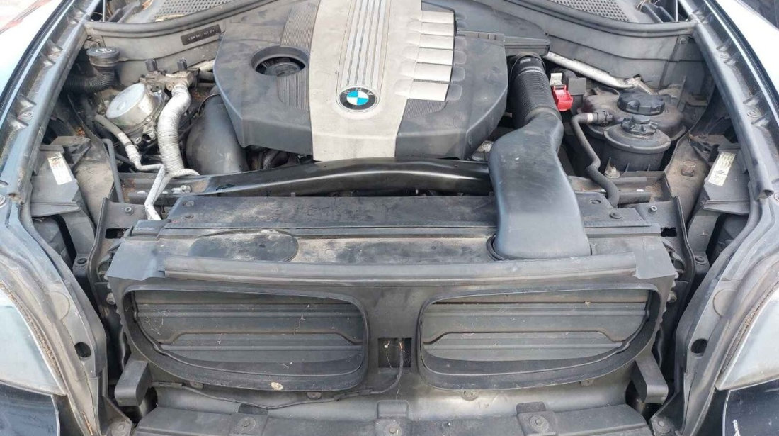 Racitor gaze BMW X5 E70 2009 SUV 3.0 306D5