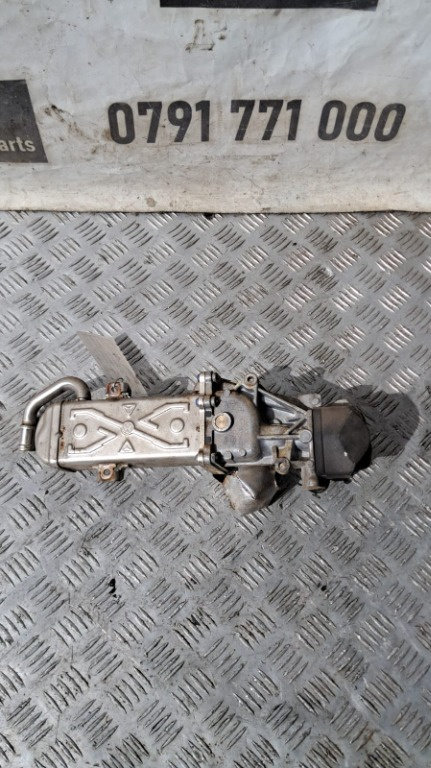 Racitor gaze cu EGR VW Passat B6 1.6 TDI CAYC an 2010 cod 03L131512AT / 0280751012