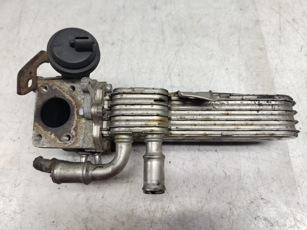 Racitor gaze egr 1.9 tdi bls 038131513ad Volkswagen VW Passat B6 [2005 - 2010]