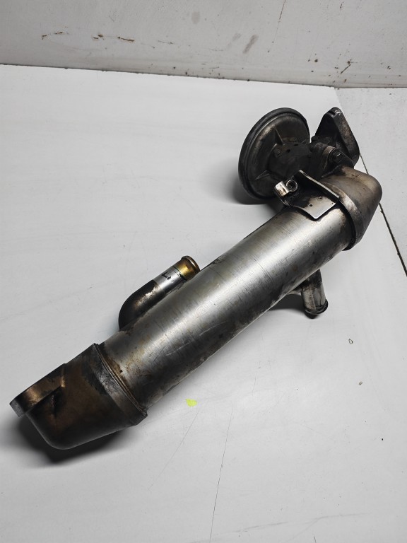Racitor gaze Ford Mondeo 3 Mk3 2.0 D diesel 1C1Q-9F464-AD EGR