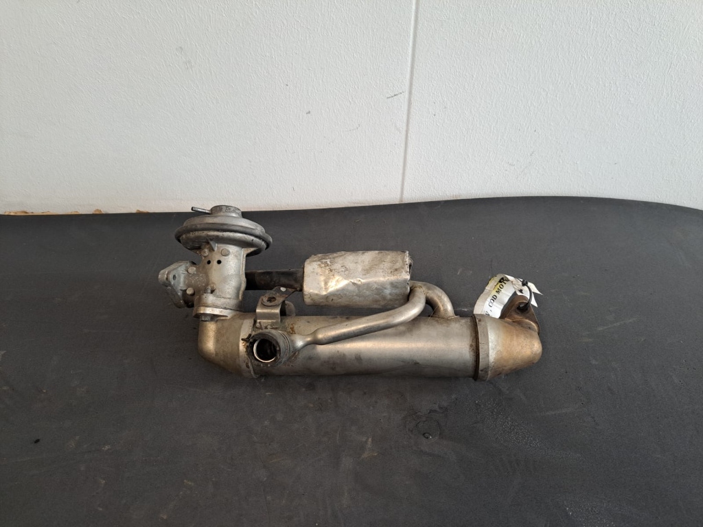 Racitor gaze Ford MONDEO Mk 3 - COD 1C1Q9F464AD
