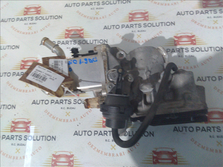 Racitor gaze RENAULT SCENIC 1.9 DCI an fabr. 2010