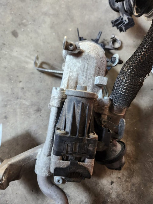 Racitor gaze Volvo S60 V60 1.6 D4162T , cod 9802194080
