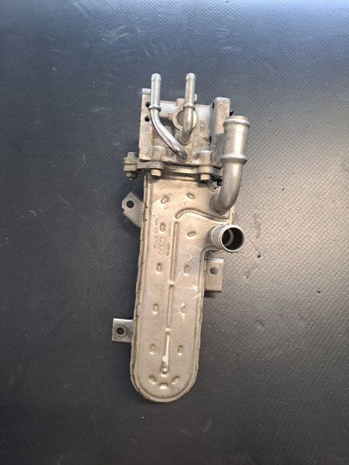 Racitor gaze VW Golf 5 Plus 1.9 TDI 105cp BXE - COD 038131513ad