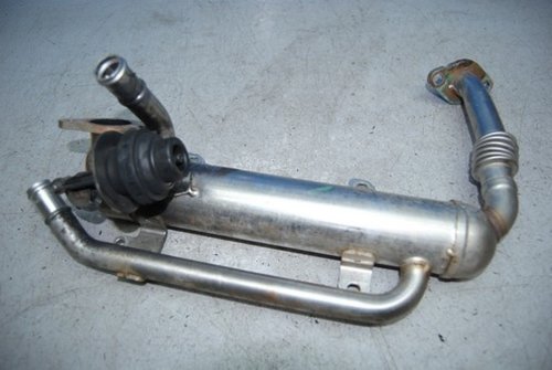 Racitor gaze vw passat b6 1.9 tdi bls cod 03g131512s