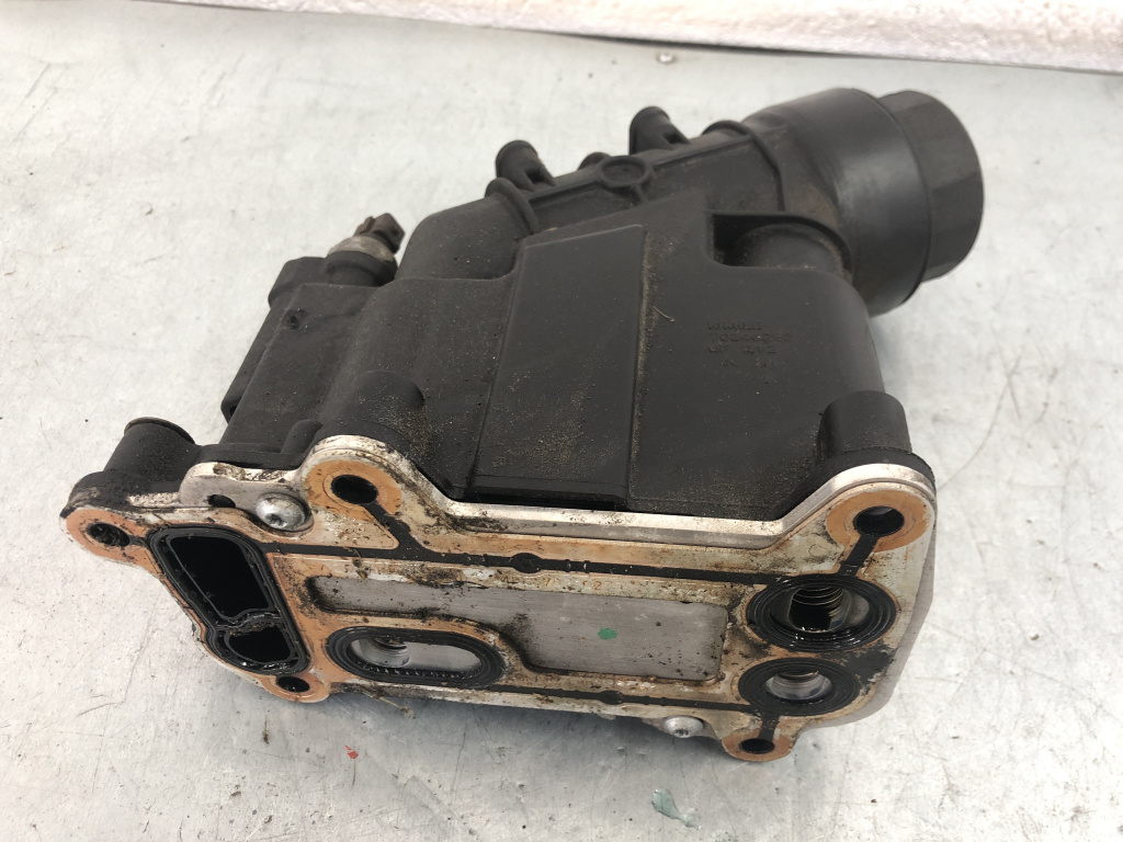 Racitor ulei termoflot BMW E90 320d, 177cp N47D20C sedan 2009 (70346292)