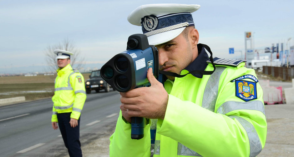 Radarul, oltenii, prostia si 'dujmanii': cum sperie noul radar soferii romani