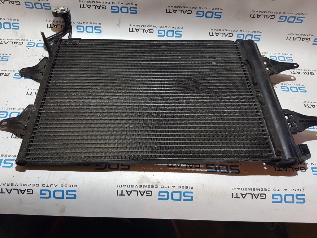 Radiator AC / Clima VW Polo 1.2 2001 - 2009 COD : 6Q0 820 411 B / 6Q0820411B