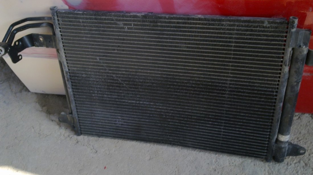 Radiator ac pt skoda octavia 2 vw golf v