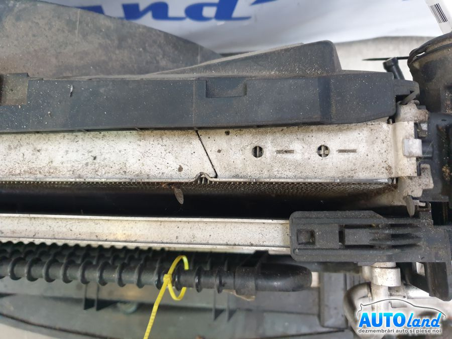 Radiator Apa 2.2 CDI Mercedes-Benz C-CLASS W204 2007