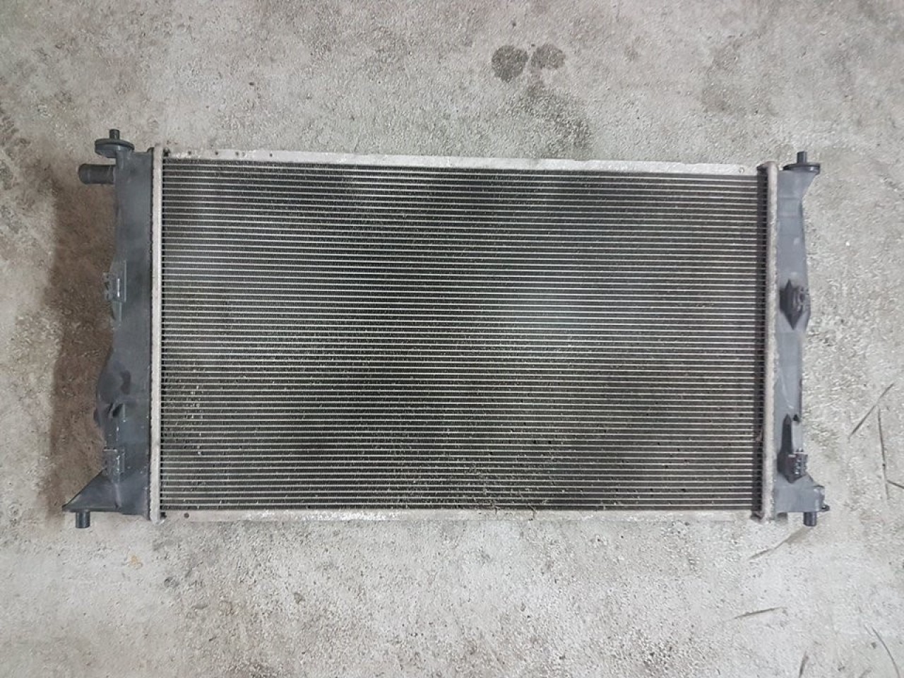 Radiator apa 422000-8431 mazda 5 2.0 cd rf7j 143 cai