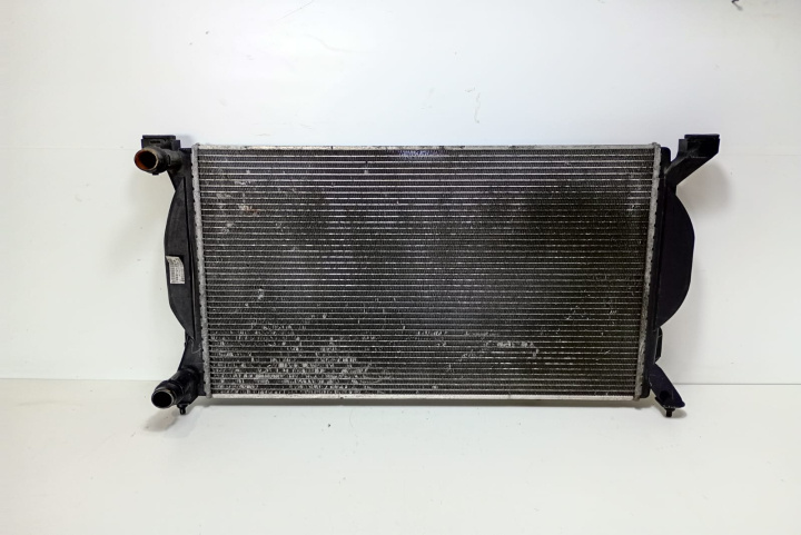 Radiator apa 8E0121251A Audi A4 B6 [2000 - 2005]