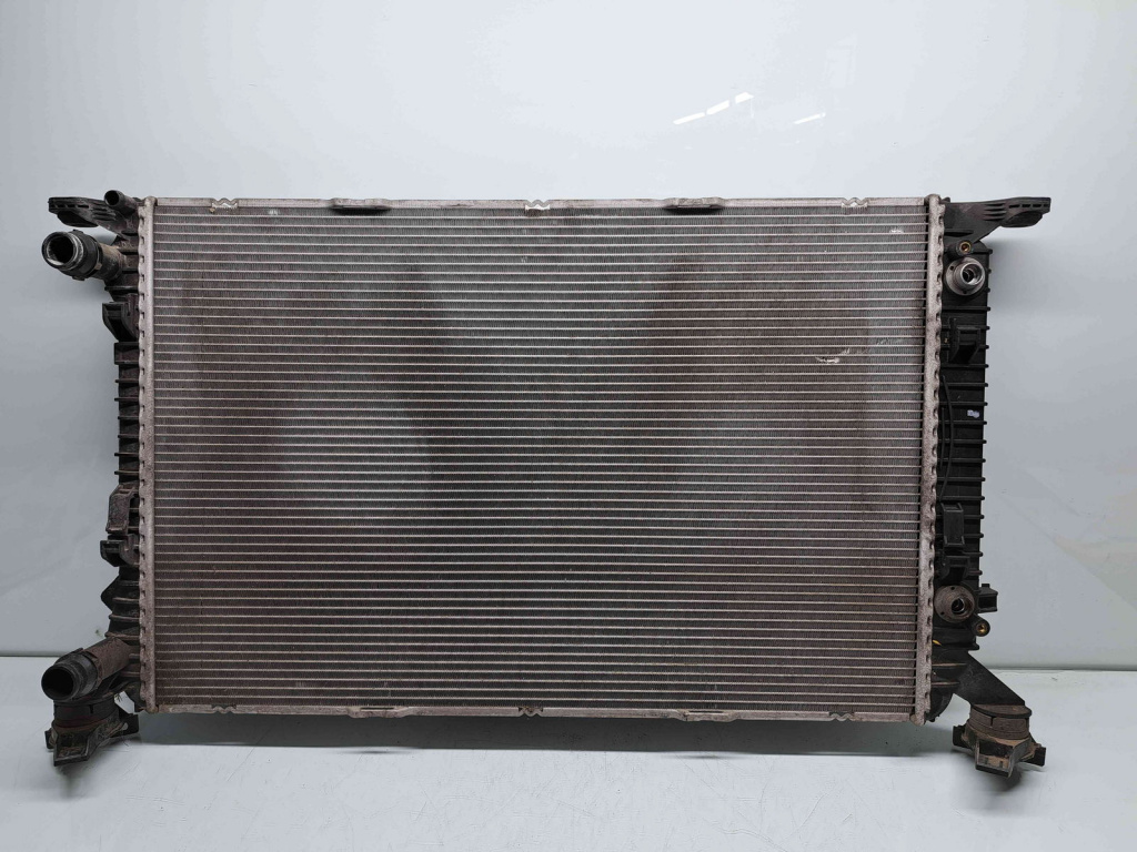 Radiator apa Audi A4 (8K2, B8.5) Facelift [Fabr 2008-2015] OEM 2.0 TDI CJCA 105KW / 143CP