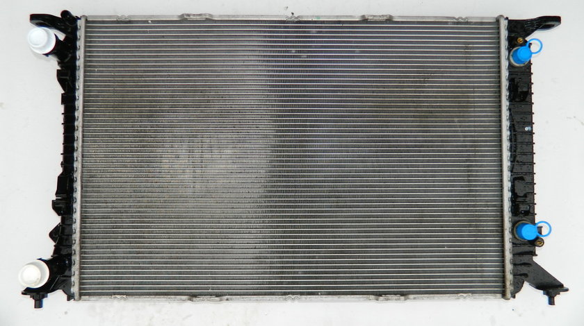 Radiator apa Audi A4,A5,Q5 cod 8K0121251 T