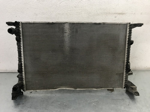 Radiator apa Audi A4 B8 Avant 2.0 TFSI quattro Manual, 180cp sedan 2012 (cod intern: 60725)