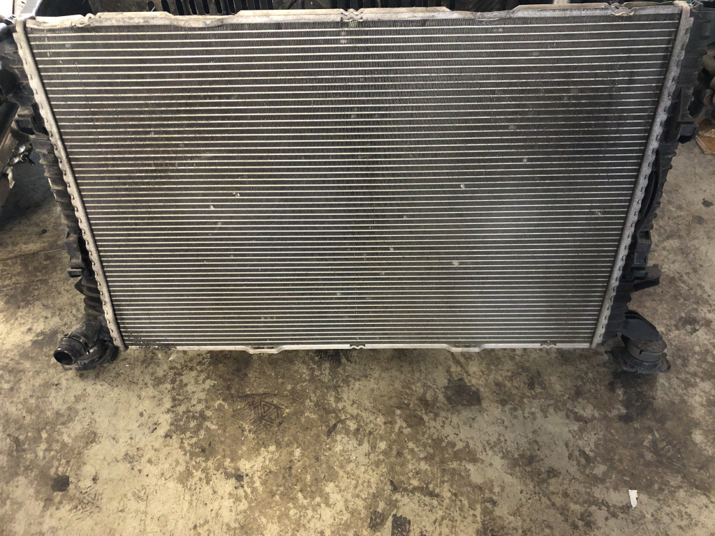 Radiator apa Audi A6 C7 2.0 2012, 8K0121251L