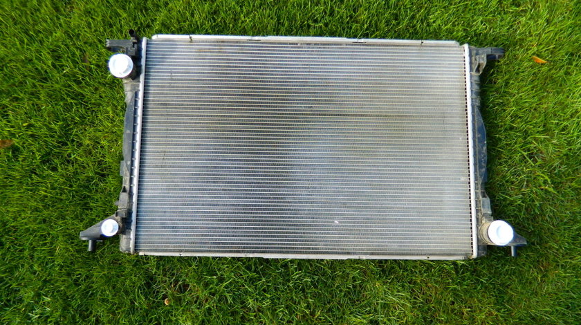 Radiator apa Audi Q5,Q7,Q8 VW Touareg 2015-2022 cod 8W0121251 AB