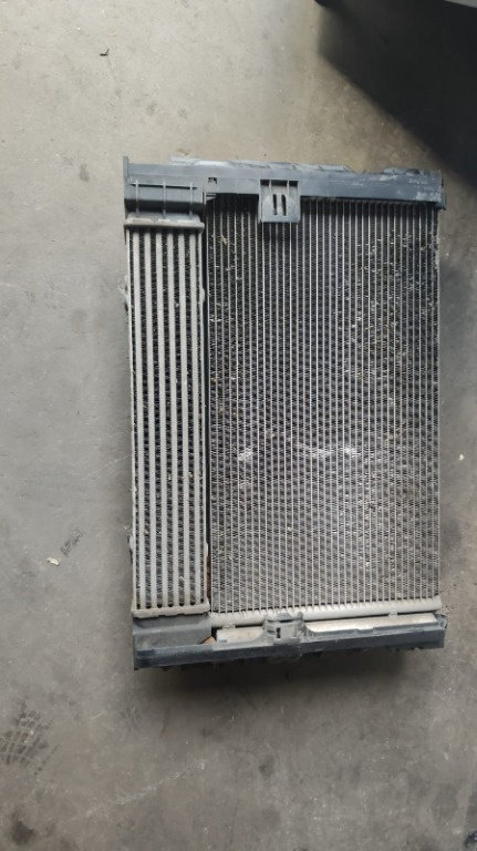 Radiator apa BMW 116d seria 1 2.0 d , cod motor N47 , an 2011 cod 7810258-03 / 7810258