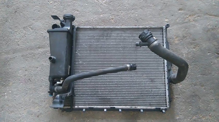 radiator  apa  bmw 320d e46 limuzina 100kw 136cp