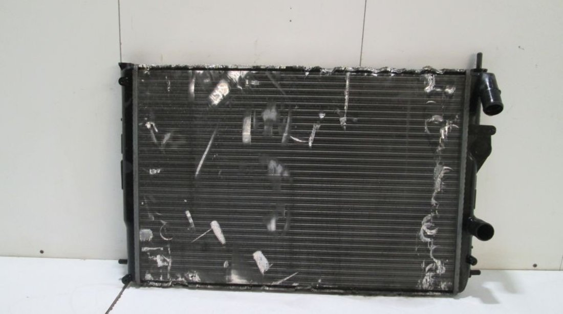 Radiator apa Dacia Logan an 2004 2005 2006 2007 2008 cod 8200189288C motorizare 1.5 DCI