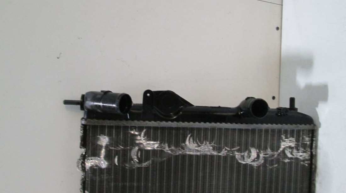 Radiator apa Dacia Logan an 2004 2005 2006 2007 2008 cod 8200189288C motorizare 1.5 DCI